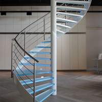 Tangga Spiral Melingkar Modern Bergaya dengan Kaca Tempered untuk Interior