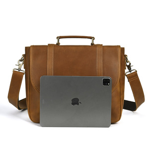 Bolso Bandolera de Cuero Crazy Horse para Hombre, Color Marrón Oscuro, Gran Capacidad, Resistente, Estilo Casual de Negocios - Product Image 3