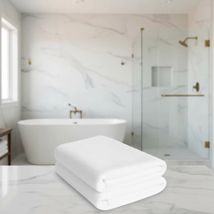 Serviette de bain blanche - Product Image 1