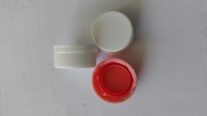 Tapón de rosca de plástico PE de 28mm para botellas de agua Tapas de cuello 1881 Característica a prueba de hurtos para bebidas de refrescos y agua - Product Image 4