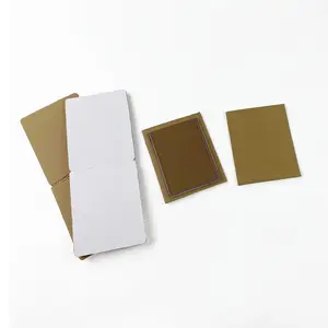 高级白色瓦楞纸板插件散装平板，用于运动卡/交易卡保护，用于运输