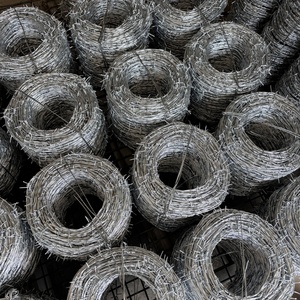 Farmgard 1320 Ft. L 12.5 Ga. <span class=keywords><strong>Fil</strong></span> <span class=keywords><strong>barbelé</strong></span> en acier galvanisé à 4 points - Product Image 3