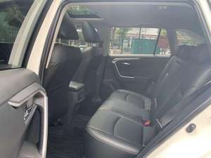 2021 T.oyota R.<span class=keywords><strong>AV4</strong></span> 2.0L CVT Edición de estilo de tracción total para FAW 8000KM Adultos coche Gas/Coche de gasolina Coche de gran venta - Product Image 5