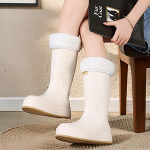 <span class=keywords><strong>Botas</strong></span> <span class=keywords><strong>de</strong></span> lluvia <span class=keywords><strong>de</strong></span> diseñador <span class=keywords><strong>de</strong></span> PVC para <span class=keywords><strong>mujer</strong></span>, <span class=keywords><strong>botas</strong></span> altas cálidas <span class=keywords><strong>de</strong></span> felpa impermeables, venta al por mayor, antideslizantes, <span class=keywords><strong>de</strong></span> moda para mujeres y damas - Product Image 1