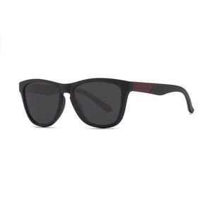Nouvelles Lunettes de Soleil Polarisées Premium pour Hommes UV400 Monture PC Noire Verres TAC Type 3 Pare-Soleil Style Transfrontalier - Product Image 2
