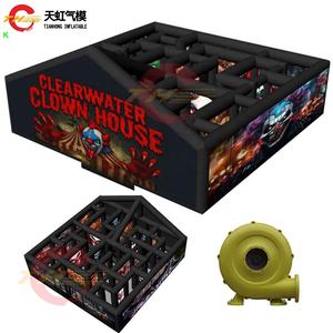 Château gonflable de <span class=keywords><strong>labyrinthe</strong></span> de maison hantée d'Halloween de 8x8m nouveau design avec expédition rapide et souffleur d'air - Product Image 2