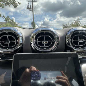 Vehículo Eléctrico de 4 Ruedas de Alta Velocidad para Uso en Carreteras Europeas - Product Image 3