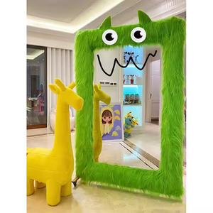Miroir pleine longueur doux avec cadre en peluche et yeux <span class=keywords><strong>de</strong></span> dessin animé pour chambre à coucher, chambre d'enfant, décoration intérieure - Vente en gros - Product Image 6