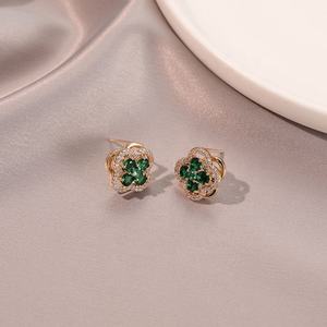 Pendientes de Esmeralda y Circonita Giratorios de Alta Gama para Mujer, Accesorios de Oreja Modernos y Lujosos con un Toque Popular - Product Image 1