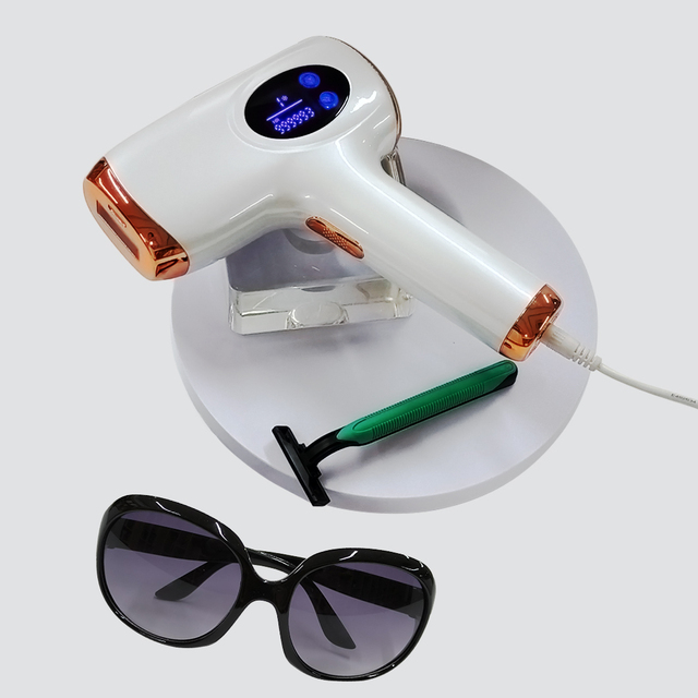 Home Use Beauty Instrument 9 Gears Painless Sapphire Intense Pulsed Light IPL Laser Ice Cooling Hair Removal Device