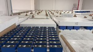 แบตเตอรี่โซเดียมไอออนแบบแท่งปริซึมคุณภาพสูงใหม่เอี่ยม 3V 200Ah อายุการใช้งาน 4000+ รอบการใช้งาน ผลิตภัณฑ์พรีเมียมพร้อมอายุการใช้งาน 200Ah+ รอบการใช้งาน - Product Image 6