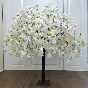 Centre de table de mariage décor faux Sakura 1.8m laissant tomber petits arbres artificiels blanc fleur de cerisier arbre de fleur pour l'intérieur - Product Image 4