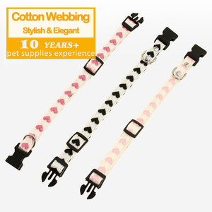 Nouveau collier <span class=keywords><strong>pour</strong></span> chien en sangle de coton, motif de cœurs, boucle en métal, <span class=keywords><strong>laisse</strong></span> réglable <span class=keywords><strong>pour</strong></span> petits et grands chiens, chats, toutes saisons, vente en gros - Product Image 1