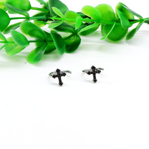 Cross <b>Cuff</b> <b>Earrings</b> Stainless Steel Geometric Design For Men And Women Retro Style Fashion Jewelry Non-Pierced Ear Clips - Product Image 3