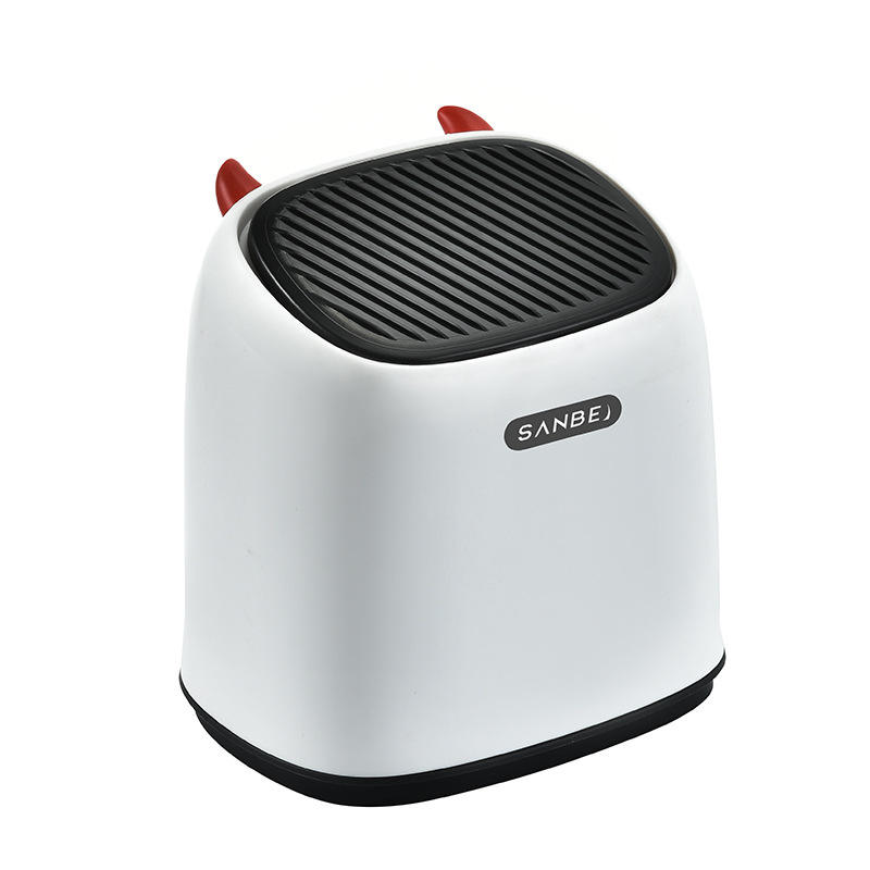 สีเหลืองและสีขาว