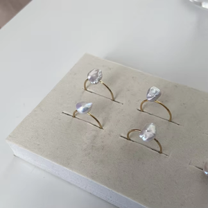 แหวนไข่มุกแท้ ดีไซน์เรียบง่าย รุ่น G600064 ชุบทอง 14k สำหรับผู้หญิง - Product Image 1