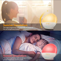 Lámpara Despertador con Simulación de Amanecer y Atardecer de 7 Colores, Luz Blanca, Radio FM, Reloj Digital, Lámpara de Ambiente