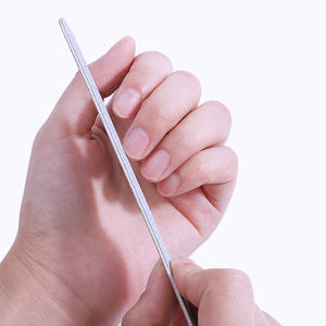 <span class=keywords><strong>Lime</strong></span> à ongles personnalisée en bois <span class=keywords><strong>100</strong></span> <span class=keywords><strong>180</strong></span> 240 grain limes grises avec étiquette privée outil d'art pour ongles pour salon - Product Image 3