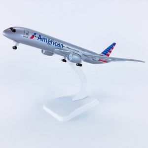 โมเดลเครื่องบินโลหะผสม 18 ซม. 1/400 ดีไซน์ทันสมัย - สายการบินอเมริกัน แอร์ไลน์ รุ่น <span class=keywords><strong>B787</strong></span>-8 ของตกแต่งตั้งโต๊ะ - Product Image 4