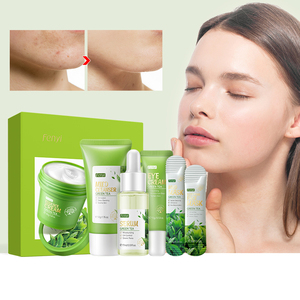 Cosmétiques - Sérum visage anti-âge et éclaircissant - Thé vert - Crème d'essence pour soins quotidiens de la peau - Ensemble avec de la niacinamide - Product Image 3