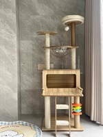 Arbre à chat combiné avec structure d'escalade et grand lit pour chat, gain de place pour petites maisons, en panneau de densité, avec jouets pour chat et capsule spatiale double