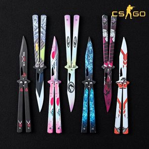 Coltello a Farfalla Stile CSGO Direttamente dalla Fabbrica, Lama Multiuso per Esterni, Strumento di Pratica con Bordo Non Affilato, Portatile e Pieghevole in Metallo - Product Image 4