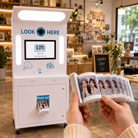 Machine Photobooth Flipbook avec Impression Instantanée et Personnalisation pour Centres Commerciaux, Parcs d'Attractions et Location Événementielle
