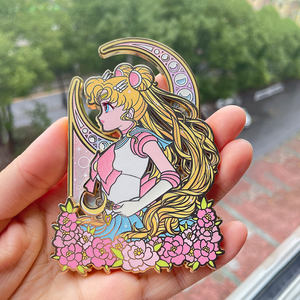 Kunshan Yaka İğnesi Üreticisi Özel Emaye İğne Broş Toplu Metal Rozet Logo Anime Çizgi Film Yumuşak Sert Emaye İğneler Özel - Product Image 1