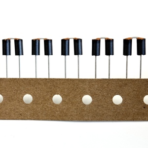 Ferrite RH lõi hạt cuộn cảm cuộn dây cho bộ lọc tín hiệu <span class=keywords><strong>RF</strong></span> và giảm EMI - Product Image 1