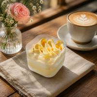 Gâteau glacé en couches à la mangue Meichen, dés de mangue frais, mousse de crème animale, 48 pièces/carton pour café/boulangerie, service de thé de l'après-midi, traiteur