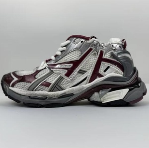 รองเท้าผ้าใบแฟชั่นดีไซน์เนอร์แท้คุณภาพสูงสำหรับผู้ชายและผู้หญิง รุ่นหนาพิเศษ สไตล์ลำลอง เดินสบาย รุ่นใหม่ล่าสุด ปี 2026 - Product Image 3