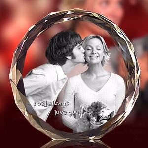 Honor Of Khung Ảnh Pha Lê <span class=keywords><strong>3d</strong></span> Hình Tròn Chất Lượng Cao Đáng Yêu Cho Vợ Người Yêu Bạn Gái - Product Image 2