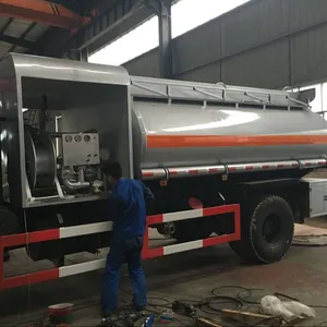 Refueler Truck for Airplanes Jet Fuel Truck Aircraft Refueling Vehicle