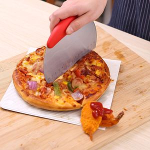 Tettoia raschietto per pasta 1 pezzo \/taglierina in acciaio inossidabile con impugnatura antiscivolo ergonomica in gomma \ \ Pro Pizza (rossa) - Product Image 5
