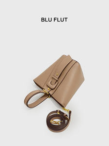 Bolso Tipo Cubo de Cuero Genuino Simple y Versátil para Mujer, Estilo 2026, con Cierre de Cremallera, para Uso Diario - Product Image 6
