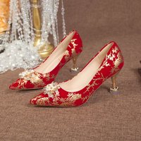 Chaussures de mariée chinoises traditionnelles pour femmes, à bout pointu, broderie florale dorée, broche en cristal, talons hauts