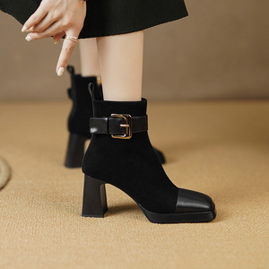 Bottes d'extérieur épaisses à talon haut et bout carré pour femme, avec doublure polaire, collection hiver 2024, vente en gros usine - Product Image 6