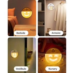Lámpara de Pared Redonda con Sensor de Movimiento, Regulable, con Cara Sonriente y Expresiones Cambiables, Inalámbrica, para Pasillo o Escalera - Product Image 6