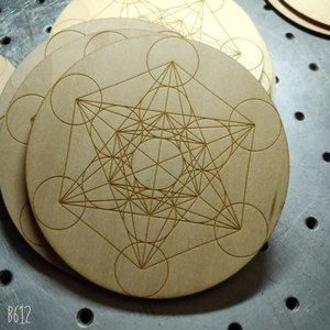 <span class=keywords><strong>13</strong></span> Uds 10cm diseño personalizado <span class=keywords><strong>calendario</strong></span> Wiccan tablero grabado de madera decoración del hogar y regalo de brujería sol y luna tablero de madera contrachapada posavasos - Product Image 1