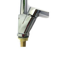 Robinet de cuisine moderne classique à poignée unique en alliage de zinc finition chromée, à montage sur plan, avec cartouche céramique flexible, garantie 5 ans