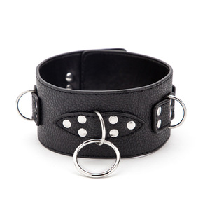 Collier en cuir noir avec anneaux métalliques pour adultes, accessoire de bondage sexy - Product Image 1