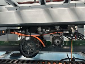 <span class=keywords><strong>Sega</strong></span> <span class=keywords><strong>a</strong></span> Pannello CNC Verticale Automatica <span class=keywords><strong>con</strong></span> <span class=keywords><strong>Sega</strong></span> <span class=keywords><strong>a</strong></span> <span class=keywords><strong>Nastro</strong></span> Reciprocante e Tavolo Scorrevole Elettrico per Lavorazione del Legno - Product Image 3