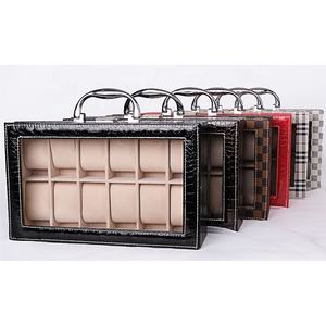 Luxe Pu Lederen Krokodillenpatroon 12-cijferige 12 Slots Horloge Opbergdoos Met Slot Draagbare Grote Capaciteit Horloge Vitrine - Product Image 1