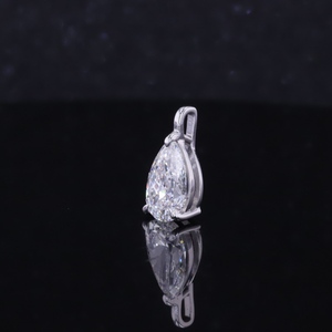 Pendentif en or 10 carats StarsGem avec diamant de 2 carats D VS1 taille poire et diamant de laboratoire certifié IGI - Product Image 2
