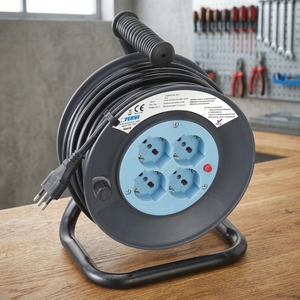 Cable de Alimentación y Extensión FERVI A010 de 50m 3x1.5mm, Producto Avvolgicavo - Product Image 2