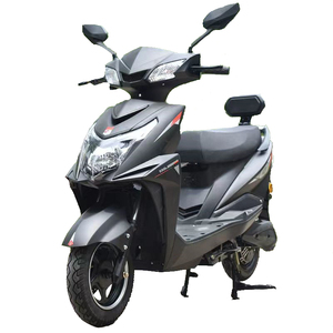 Venta al por mayor 1200-1500W de moda <span class=keywords><strong>2</strong></span> ruedas Scooter eléctrico adulto motocicleta eléctrica - Product Image 1