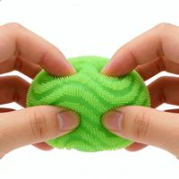 (Expédition immédiate) Balle sensorielle en peluche Needoh à texture velours et toucher doux comme un nuage, jouet anti-stress pour les doigts