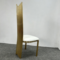 Chaises empilables commerciales en acier inoxydable doré à dossier haut avec coussin blanc pour événements et mariages (vente en gros)