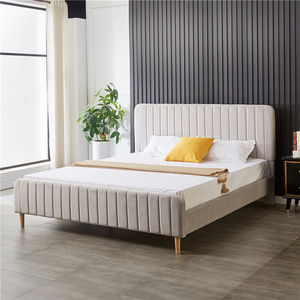 Meubles <span class=keywords><strong>de</strong></span> maison Ensembles <span class=keywords><strong>de</strong></span> chambre à coucher complets Tête <span class=keywords><strong>de</strong></span> <span class=keywords><strong>lit</strong></span> profonde à panneaux verticaux en tissu <span class=keywords><strong>de</strong></span> velours gris <span class=keywords><strong>Lit</strong></span> King Size avec pied en bois - Product Image 2