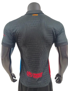 Maßgeschneidertes Retro-Stil Vintage Fußball-Trikot-Set 100% Polyester Automatisierter Zuschnitt Schnelltrocknend Mengenrabatt Teams Fans Sommerkleidung - Product Image 4